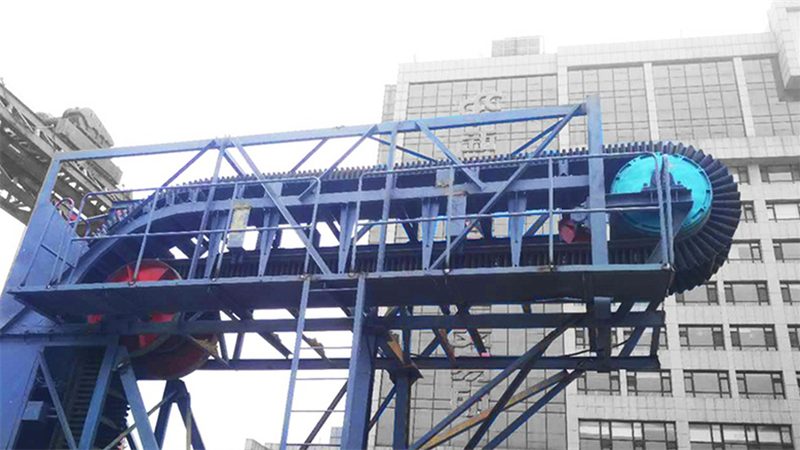 斗式提升机耐久性关键：结构优化与材料选择**